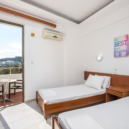 Nikos Bnb ファリラキ エクステリア 写真
