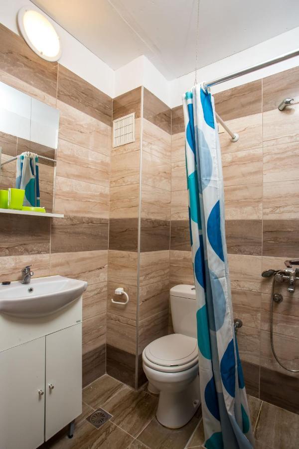 Nikos Bnb ファリラキ エクステリア 写真