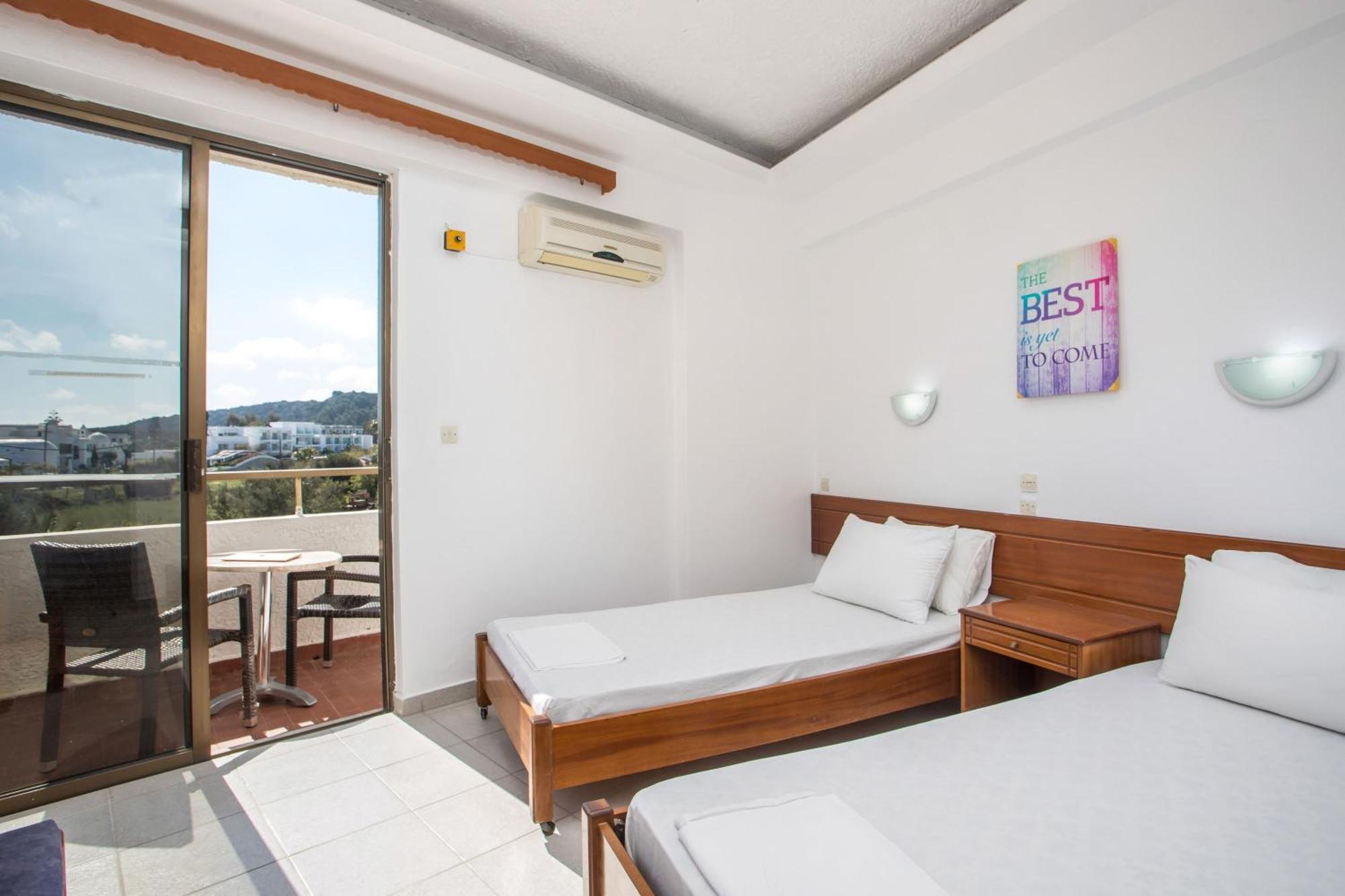 Nikos Bnb ファリラキ エクステリア 写真